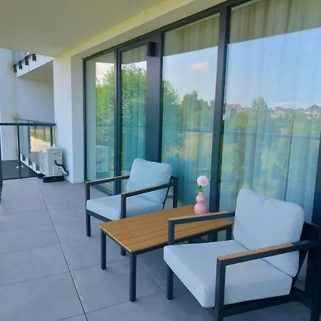 Westin House 113 アパート コウォブジェク