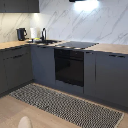 アパート Westin House 113 コウォブジェク
