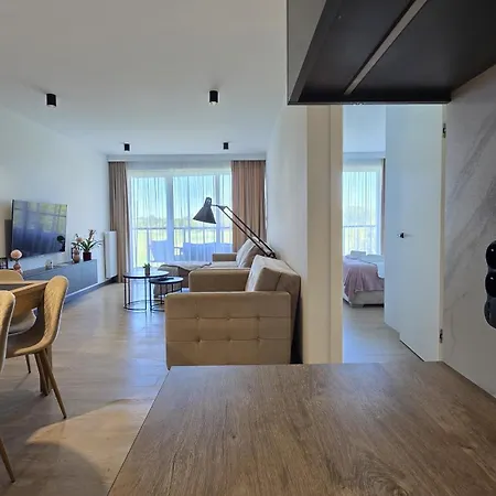 アパート Westin House 113